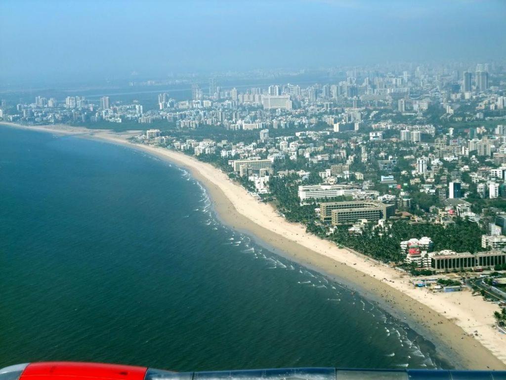 Jc Chalet Mumbai Exterior photo