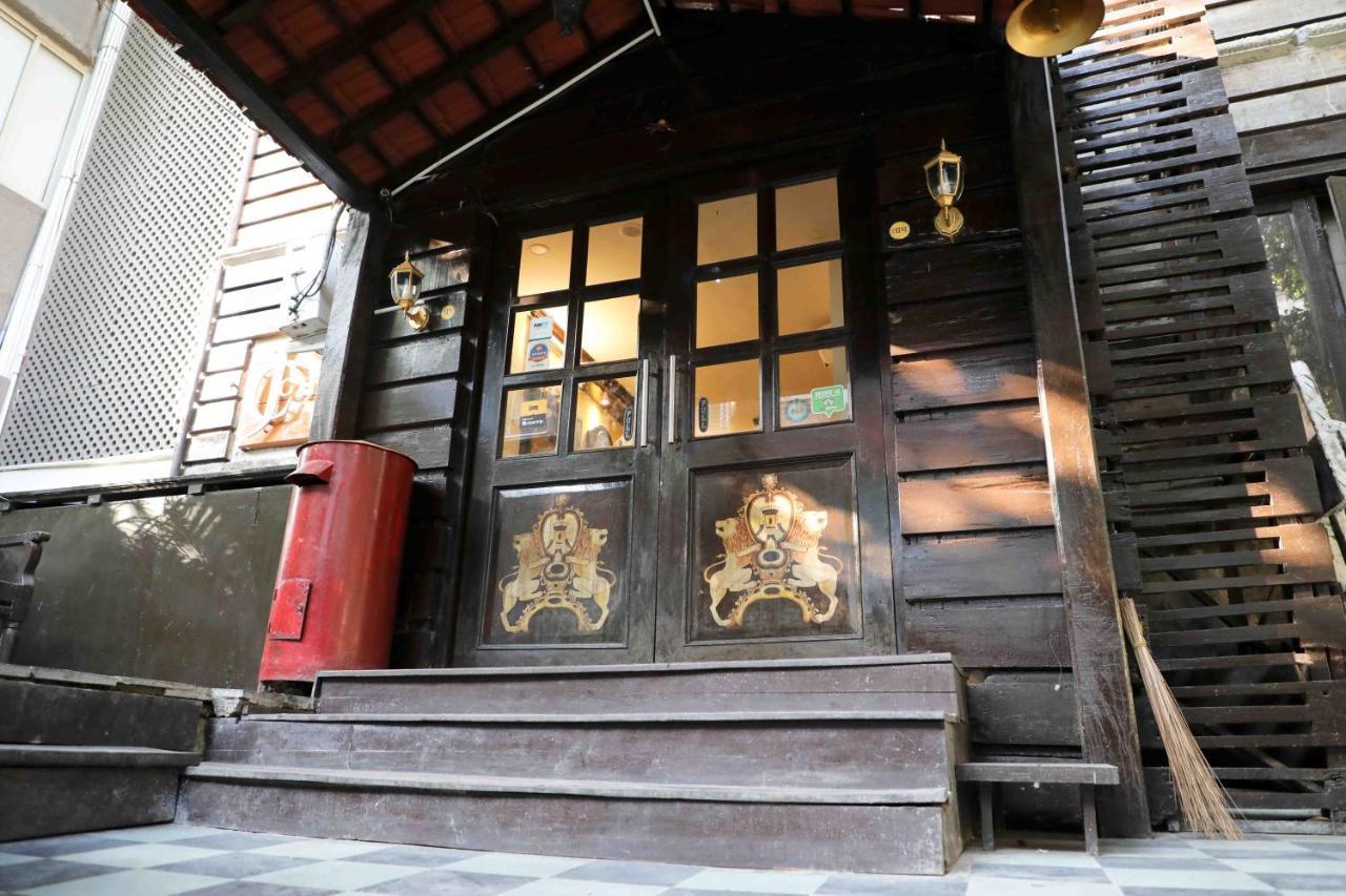 Jc Chalet Mumbai Exterior photo